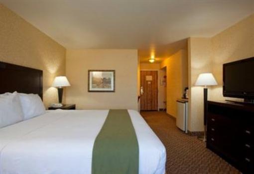 фото отеля Holiday Inn Express Temecula