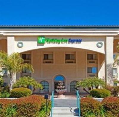 фото отеля Holiday Inn Express Temecula