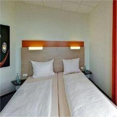 фото отеля Commundo Tagungshotel Darmstadt