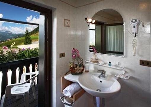 фото отеля Albergo Ristorante Riglarhaus