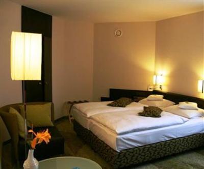 фото отеля Best Western Landhotel Am Zault