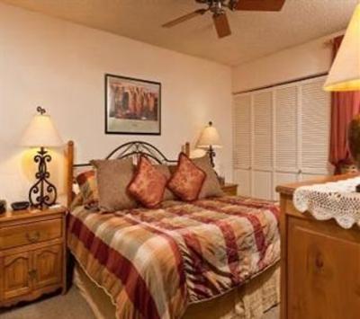 фото отеля Ski Inn Steamboat Springs