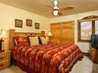 фото отеля Ski Inn Steamboat Springs