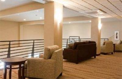 фото отеля BEST WESTERN Chena River Lodge