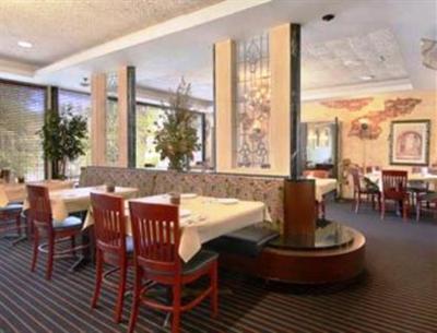 фото отеля Days Inn Cleveland/Willoughby