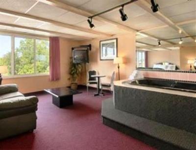 фото отеля Days Inn Cleveland/Willoughby