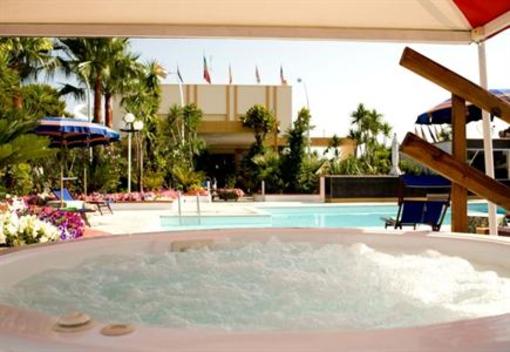 фото отеля Resort Villa