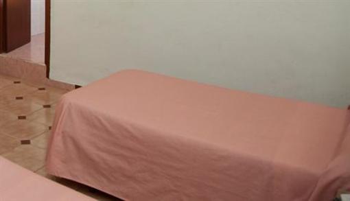 фото отеля Hostal Paris La Linea de la Concepcion