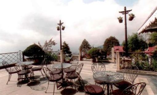 фото отеля Cedar Inn Darjeeling