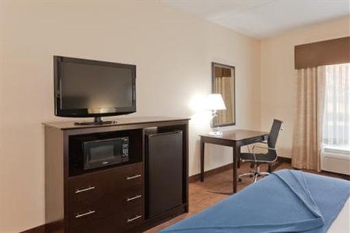 фото отеля Holiday Inn Express Owensboro