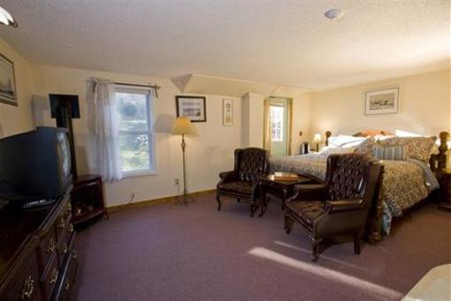 фото отеля Bromley View Inn Bondville