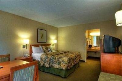 фото отеля Vagabond Inn Executive Old Town
