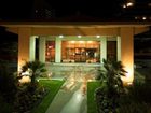 фото отеля Vagabond Inn Executive Old Town