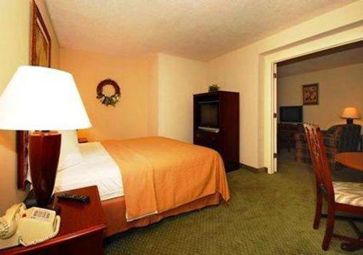 фото отеля Days Inn Columbus Downtown