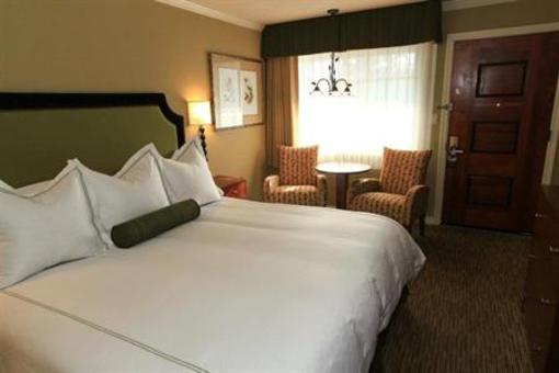 фото отеля BEST WESTERN Bard's Inn