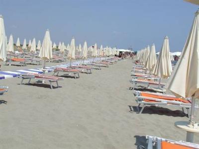 фото отеля Villaggio Torre del Faro Scanzano Jonico