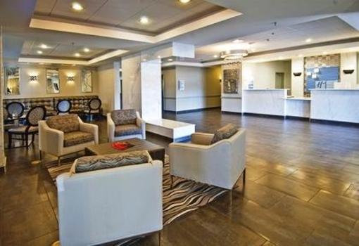 фото отеля Holiday Inn Express & Suites Gonzales