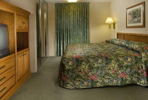 фото отеля Drury Inn & Suites Kansas City Stadium