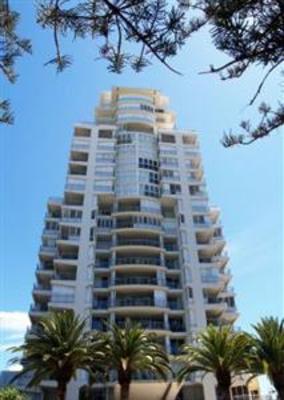 фото отеля Indigo Blue Beachfront Apartments