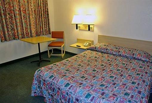 фото отеля Motel 6 Flagstaff - Butler Avenue
