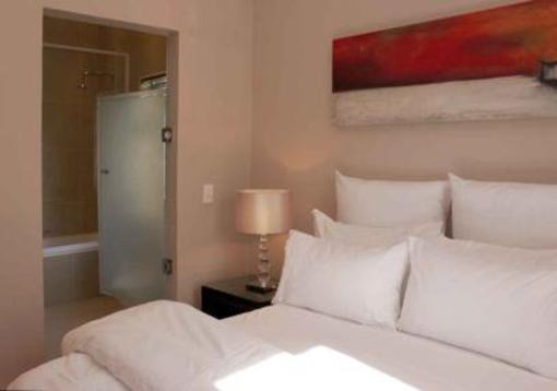 фото отеля Saffron Guest House