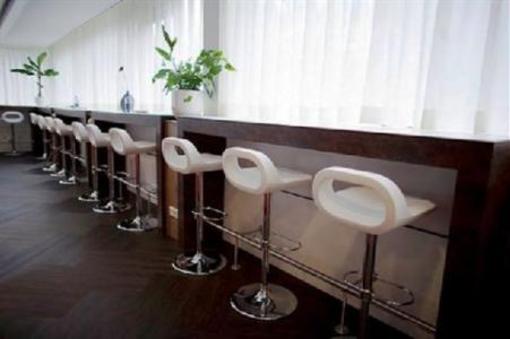 фото отеля Htel Serviced Apartments