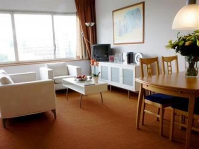 фото отеля Htel Serviced Apartments