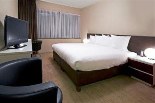 фото отеля Htel Serviced Apartments