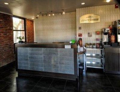 фото отеля Howard Johnson Scottsdale