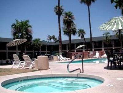фото отеля Howard Johnson Scottsdale