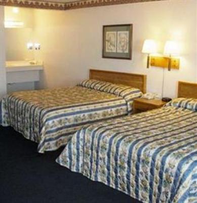 фото отеля Garden Inn & Suites