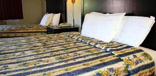 фото отеля Garden Inn & Suites