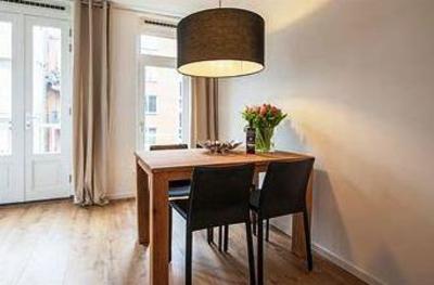 фото отеля De Pijp Apartment Suites