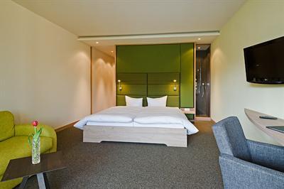 фото отеля Hotel Kaufmann Roßhaupten