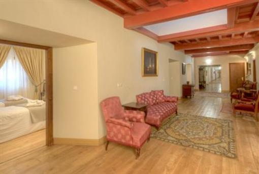 фото отеля Hotel Real Colegiata San Isidoro