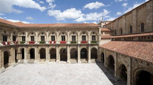 фото отеля Hotel Real Colegiata San Isidoro