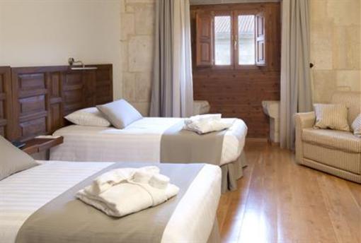 фото отеля Hotel Real Colegiata San Isidoro
