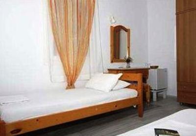 фото отеля Akrogiali Hotel