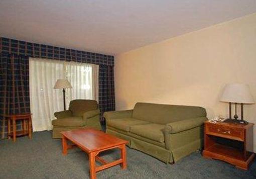 фото отеля Quality Inn & Suites Louisville Jeffersontown