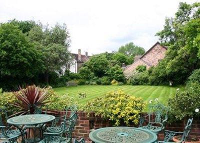 фото отеля Ditton Lodge Hotel London
