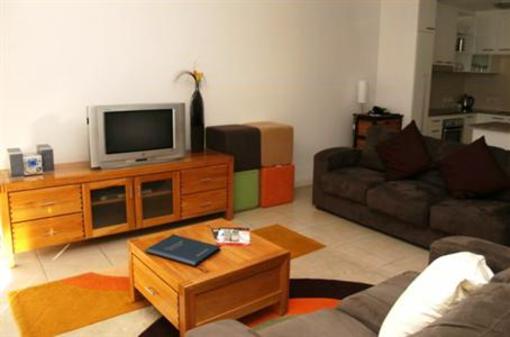 фото отеля Sevan Apartments