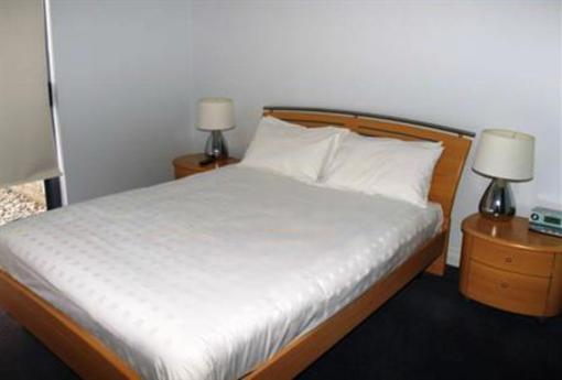 фото отеля Sevan Apartments