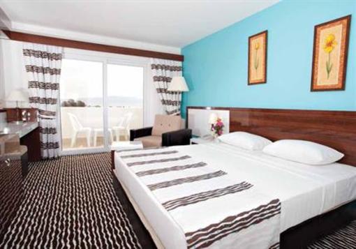 фото отеля Yelken Blue Life Spa & Wellness Hotel