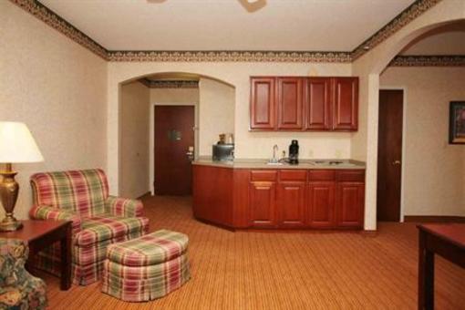 фото отеля BEST WESTERN Georgetown Corporate Center Hotel