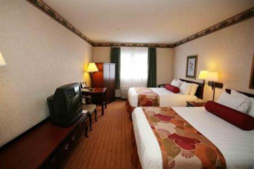 фото отеля BEST WESTERN Georgetown Corporate Center Hotel