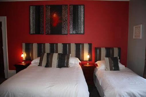 фото отеля Upper Mount House Hotel