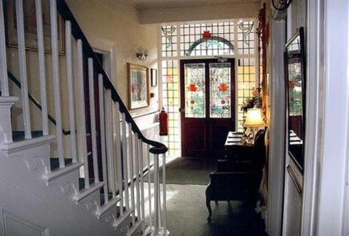 фото отеля Upper Mount House Hotel