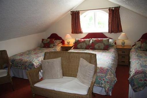 фото отеля Upper Mount House Hotel