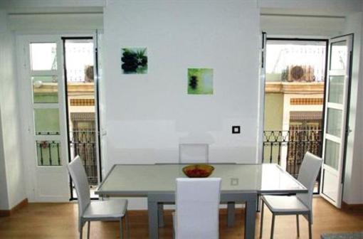 фото отеля Apartamentos Tito