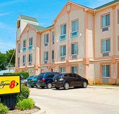 фото отеля Super 8 DFW/North